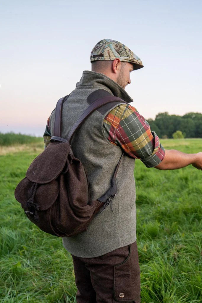 Hunting Loden Set – Rollo Shirt, Standard Backpack & Jäger Seat Pad