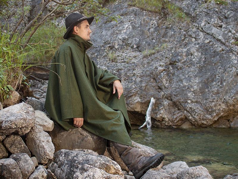 Wetterfleck "Schwarzenberg" with piping